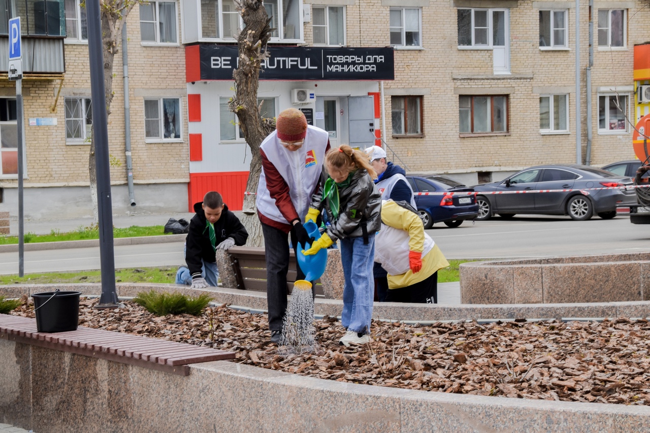 В Южноуральске начал работать новый фонтан | Вся Округа